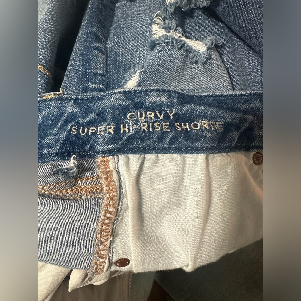 American Eagle Curvy Super Hi-Rise Shortie - Picture 7 of 10